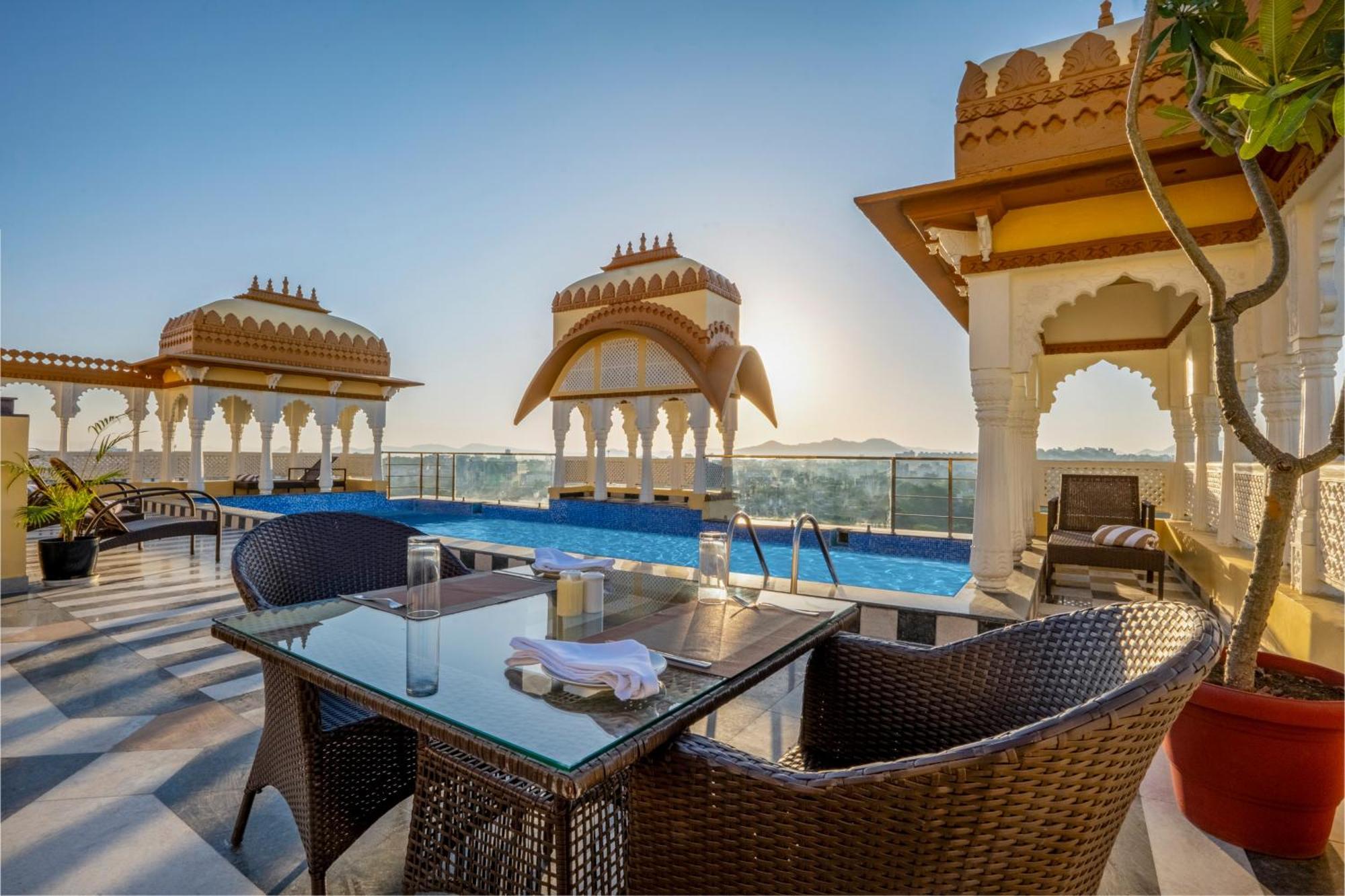Sterling Balicha Udaipur Hotel ภายนอก รูปภาพ