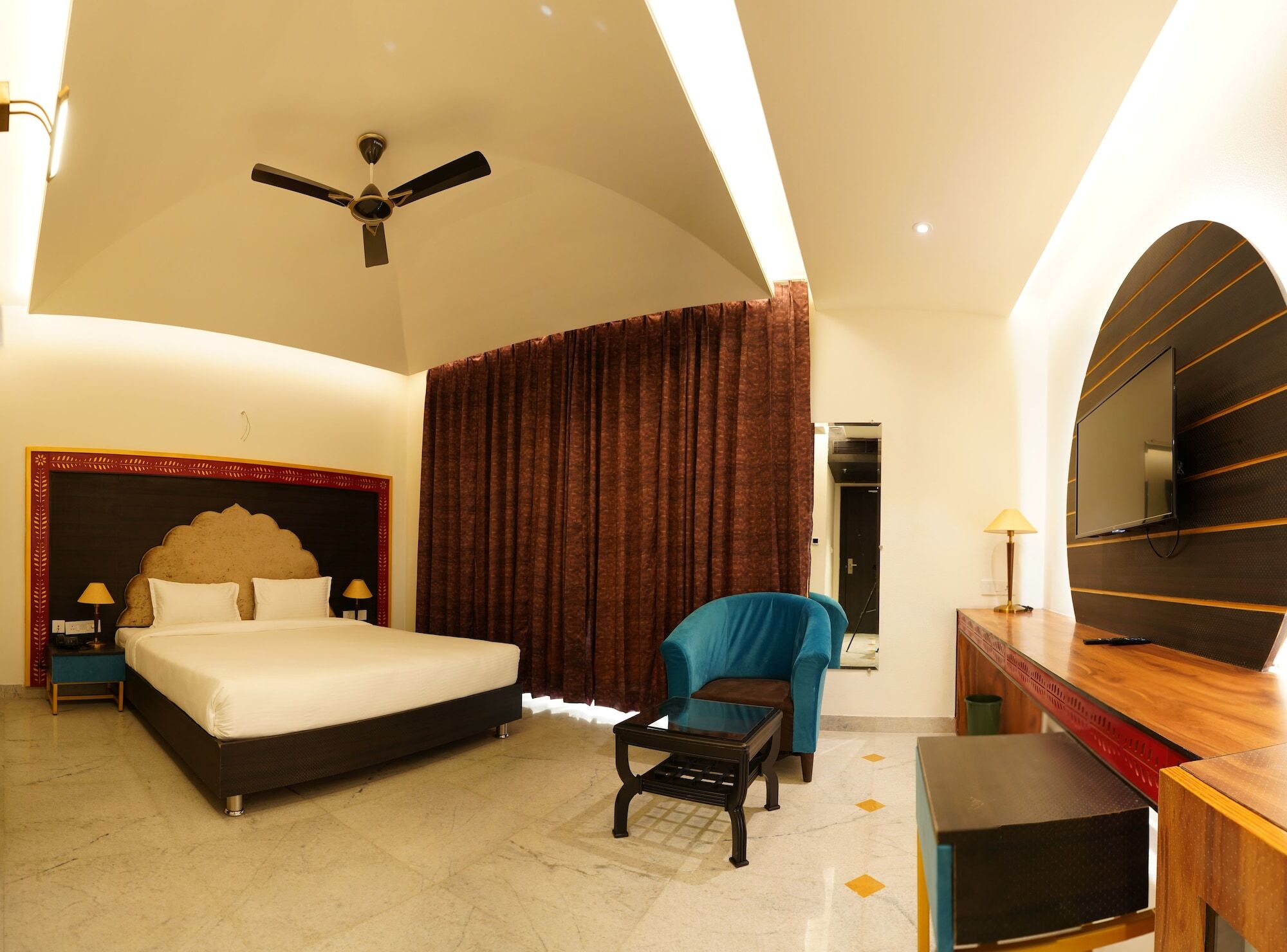 Sterling Balicha Udaipur Hotel ภายนอก รูปภาพ